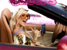 Dominika Myslivcová - Cheers!