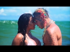 6ix9ine feat. Anuel AA - BEBE