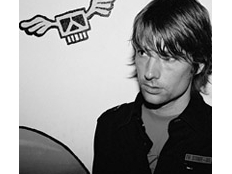 Bart Skils vs. Paolo Mojo - Engine Room Dust (Doc Brown Bootleg)