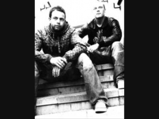 H2 - Wobble (Original Mix)