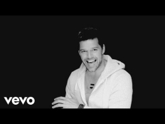 Ricky Martin feat. Joss Stone - The Best Thing About Me Is You