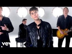 Justin Bieber feat. Rascal Flatts - That should be me