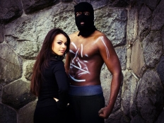 Le Monde & Leila - Party Girl