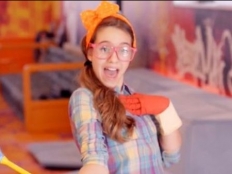 Carina Olteanu - Hello!