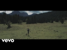 Mike Perry feat. Casso - Inside The Lines